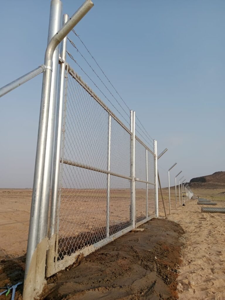 تركيب بوابة شبك مزرعة